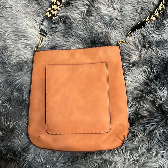 Universal Thread Purse - Picture 3 of 10